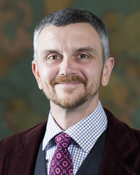 Dr Peter Hobbins
